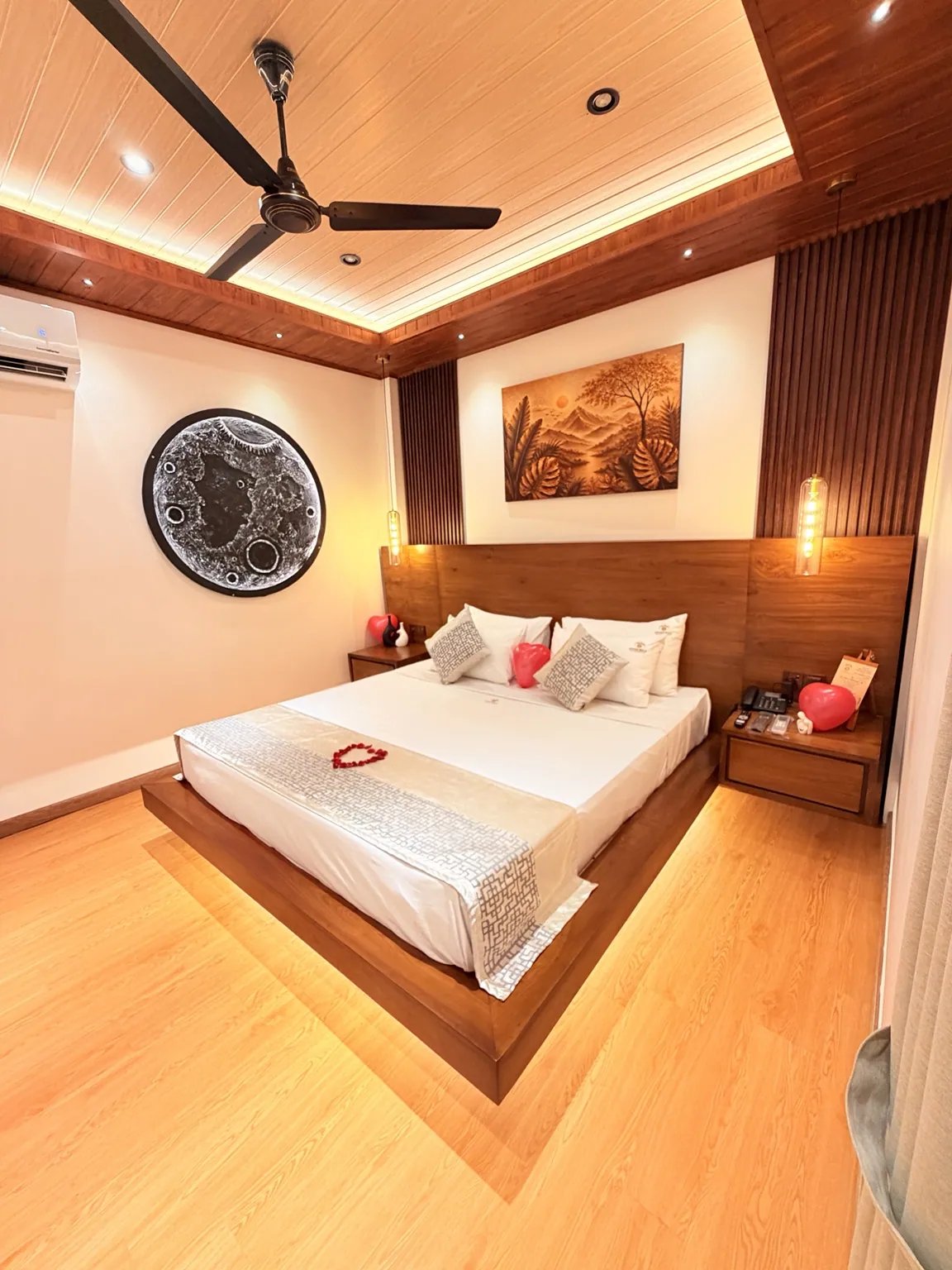 Sivora Hills honeymoon & romance photograph